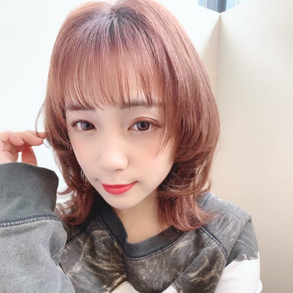 ピンクベージュウルフ