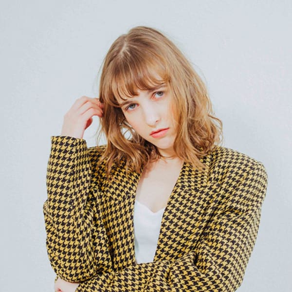 柔らか透明感ゆるウェーブミディ