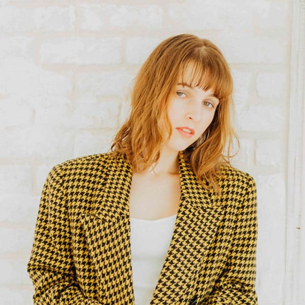 柔らか透明感ゆるウェーブミディ