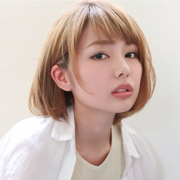 ショートボブ&ハイトーンカラー