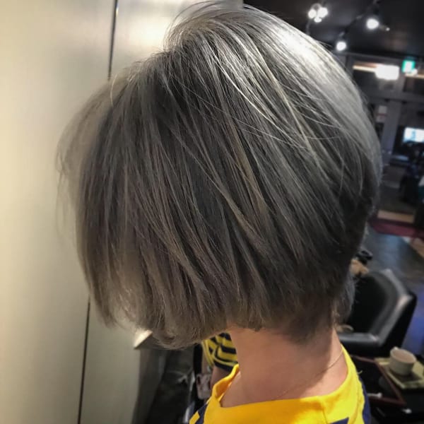 シルバーグレージュ