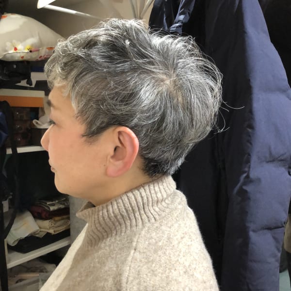 【オススメ順】50代～/グラデーションカラーの髪型・ヘアスタイル 楽天ビューティ