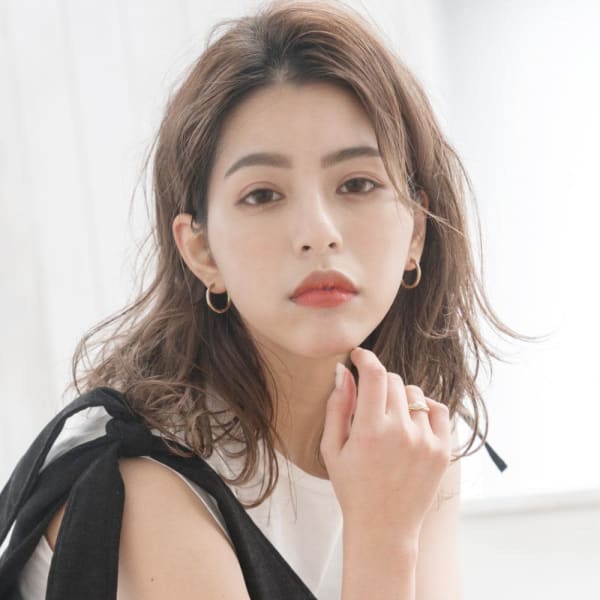 【Luana　難波】大人ネオウルフ