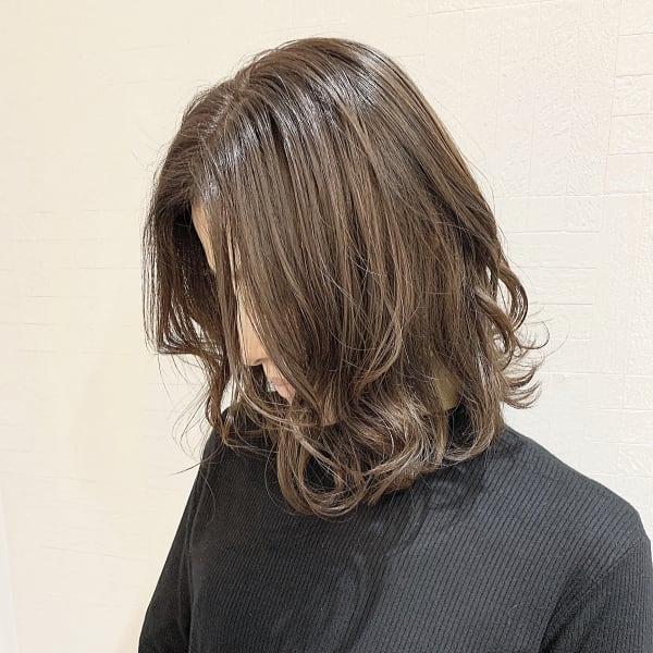 秋NO.1☆ナチュラルベージュカラー☆　ミルクベージュ|FIX-hair 梅田店