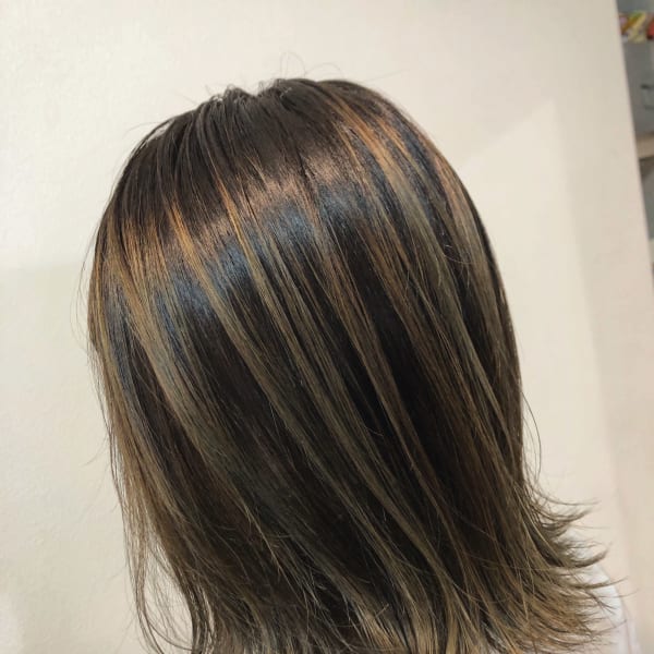 バレイヤージュ×アッシュグレーカラー