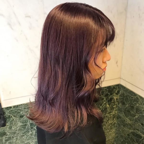 Blue Faces インナーカラー グレー ラベンダー Blue Faces 表参道 ブルーフェーセスオモテサンドウ のヘアスタイル 美容院 美容室を予約するなら楽天ビューティ