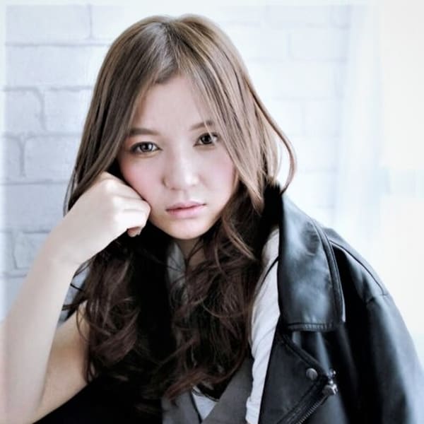 【ブラックレザー×バレイヤージュ】究極のアーバンクールロング