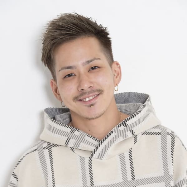 ツーブロック × サイドバック 【NUT'Sナッツ八王子】|NUT'S 八王子