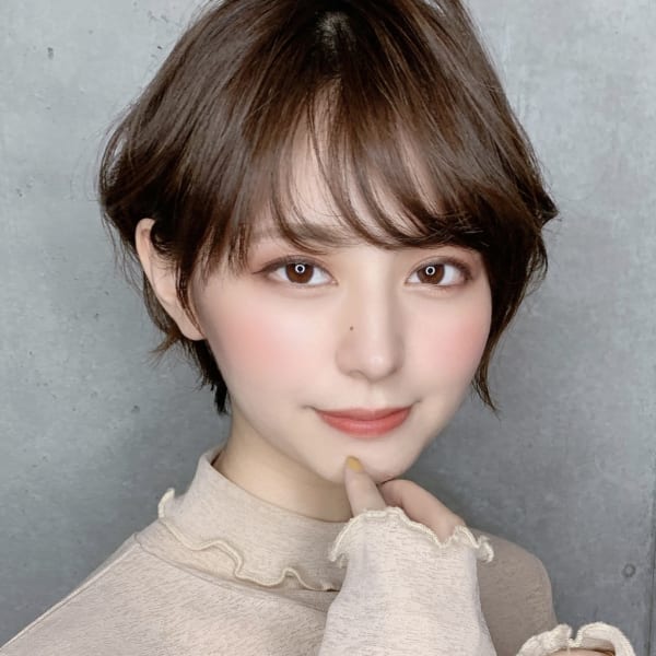 ゆるふわパーマのショートボブ
