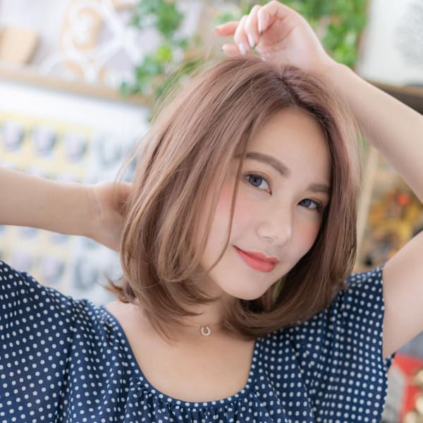 外国人風カラーで前下がり抜け感ワンカール　ことりべーじゅ