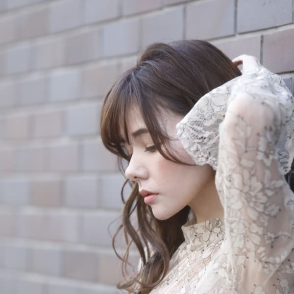 【W-ワット-新宿店 】大人可愛い巻髪スタイル⭐︎