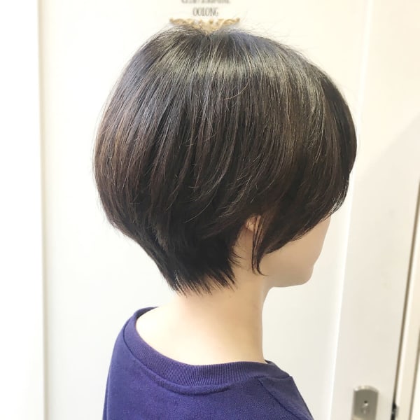 横顔美人ショート