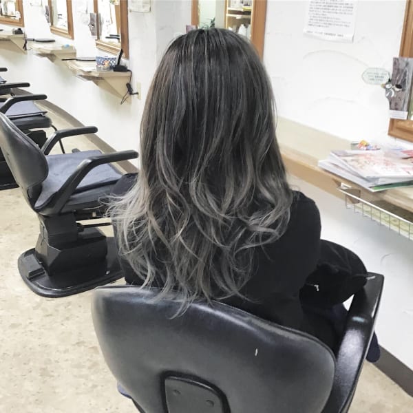 グレーバレイヤージュ