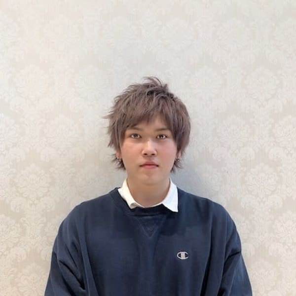 Hair Make Earth 森ノ宮店 ヘアメイクアース モリノミヤテン のスタッフ 美容院 美容室を予約するなら楽天ビューティ