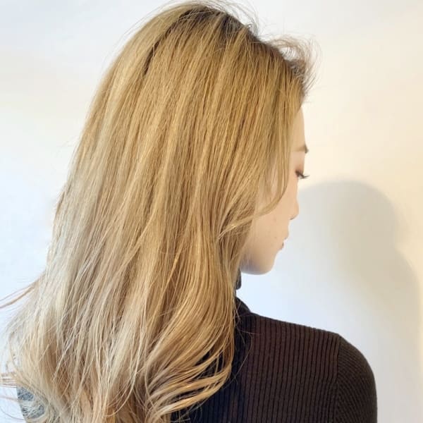 ホワイトベージュ ロングローレイヤー