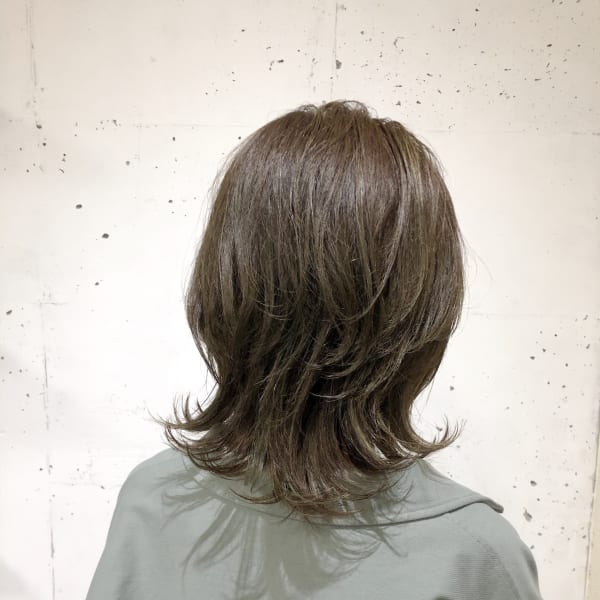 ウルフカット×マットベージュ