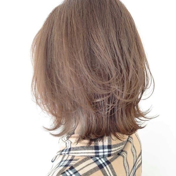 ミルクティーベージュ