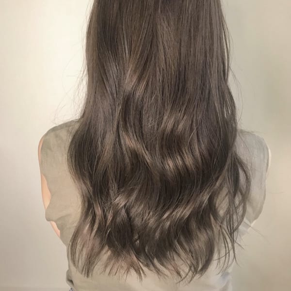 つやつやロング と オリーブベージュ|Organic&Hair LAU LEA