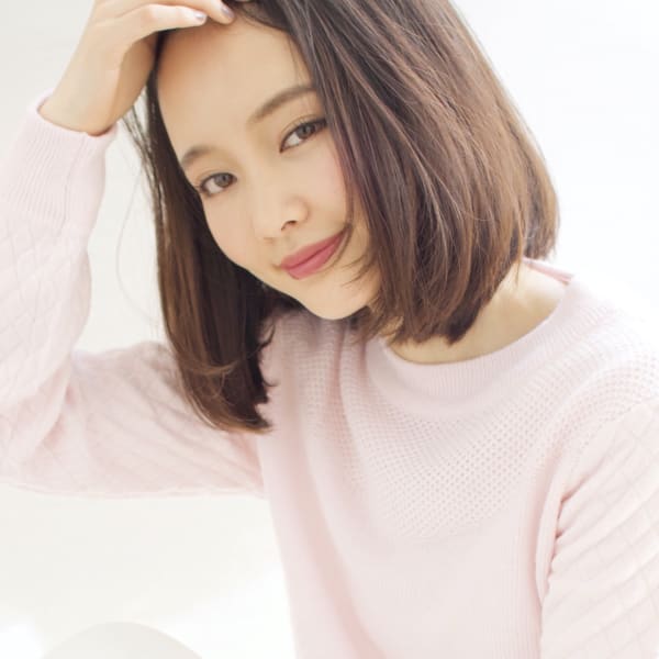 大人の艶髪ストレートワンカール|CALMIA.，