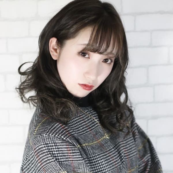 【Avalon橋本】ナチュラルハイライトシルバー［橋本駅]|HAIR MAKE Avalon 橋本店