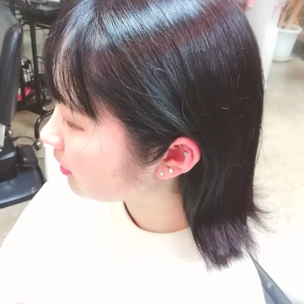 屋内と屋外で色が変わる◎2WAYカラー