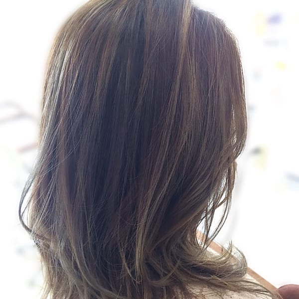 大人バレイヤージュ レイヤースタイル