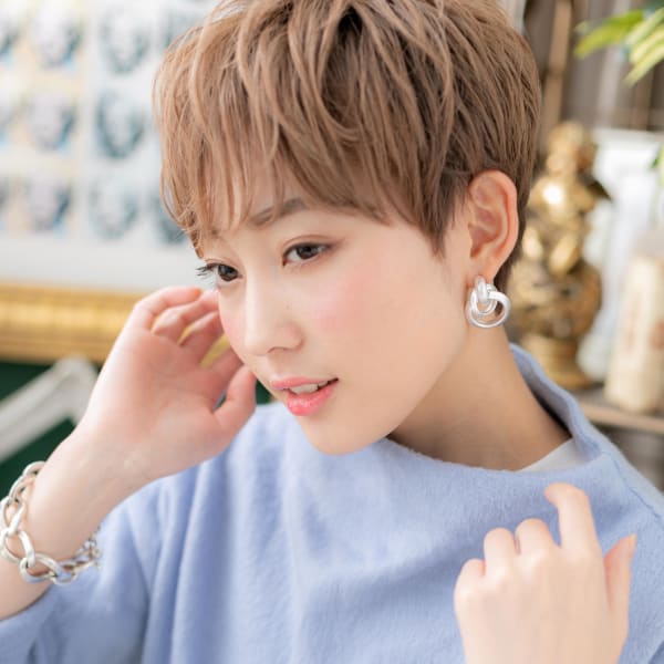 重めスタイルが大人かわいいワンカールミディ　毛先パーマ