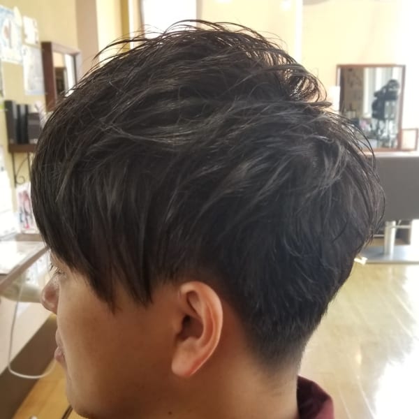 メンズ刈り上げショートマッシュ