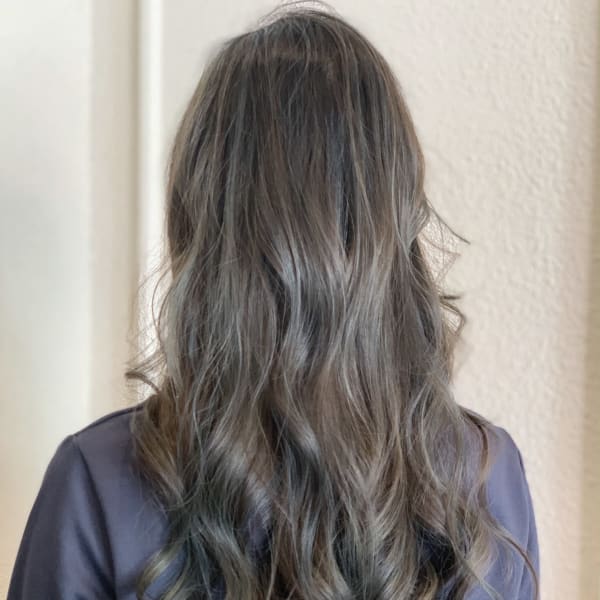 グレージュロング|mano a fato