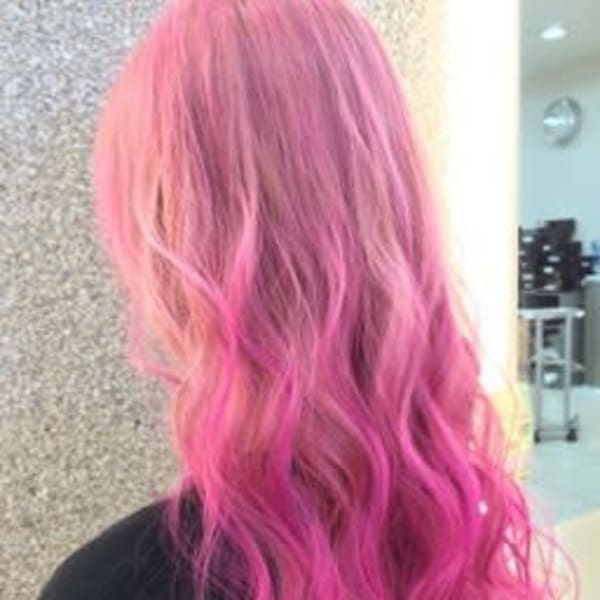 ビビットピンクグラデーション