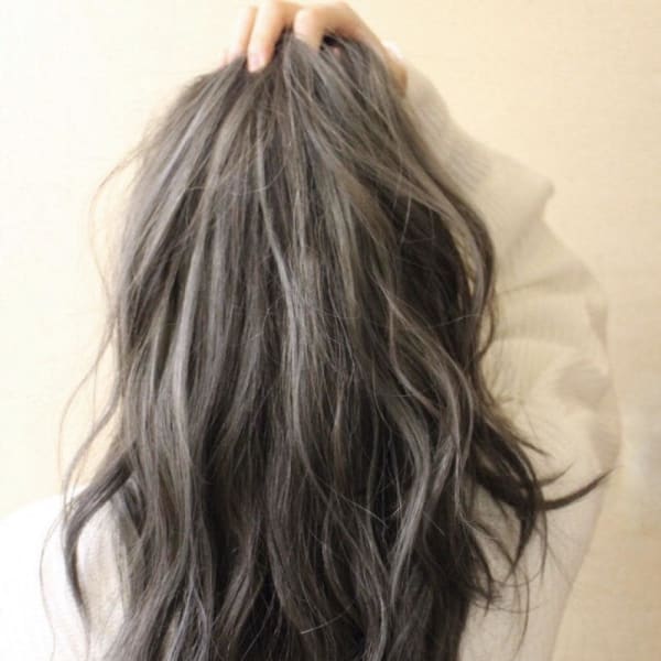 オススメ順 ストリート ストレート アッシュ ブラウン ロングの髪型 ヘアスタイル 楽天ビューティ