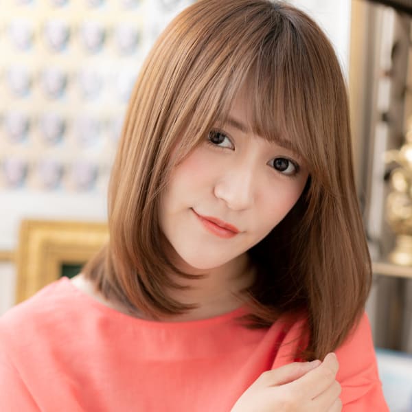 外国人風グラデーション小顔ワンカールミディ　セミディ