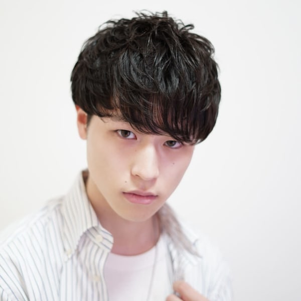 ナチュラルでかっこいいマッシュスタイル|This表参道