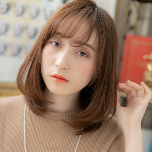 朝ラク斜めバング小顔ミディアムワンカール 毛先パーマ