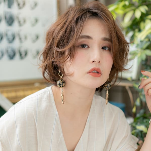 MIXパーマで作るくせ毛風リラックスショート　ルーズ