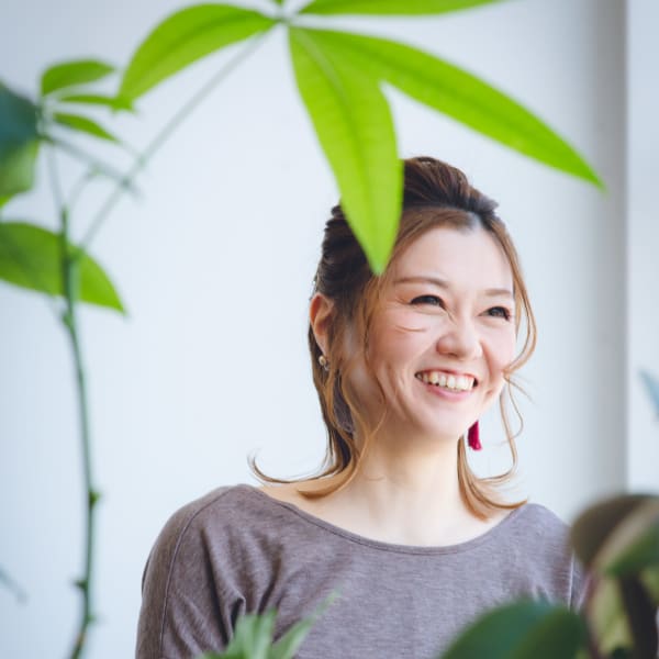 東城千夏 Pxs Ns ピクス のスタッフ 美容院 美容室を予約するなら楽天ビューティ