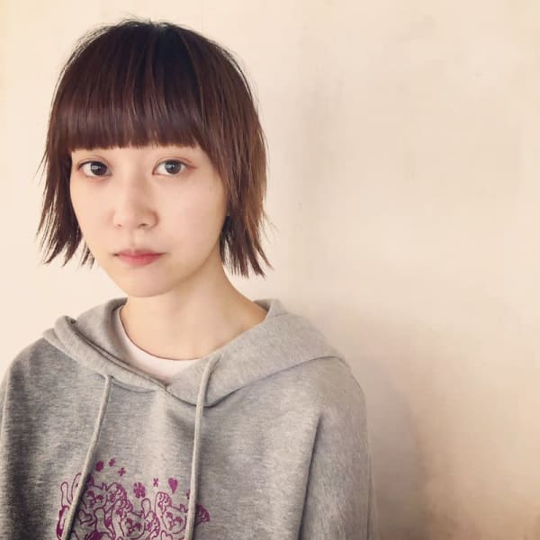 ミディアムレイヤースタイル|HairSalon BEARD