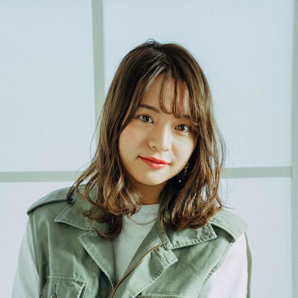 フェミニンレイヤーミディ