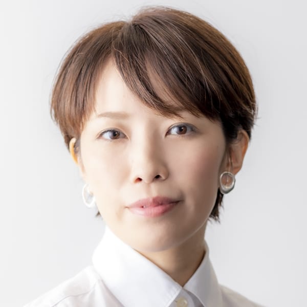 軽さにメリハリ効かせたナチュラルショート|DOUBLE