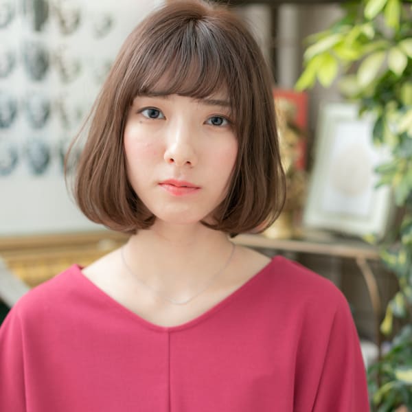 黒髪も◎前下がり小顔ツヤふわ大人ボブ 毛先パーマ
