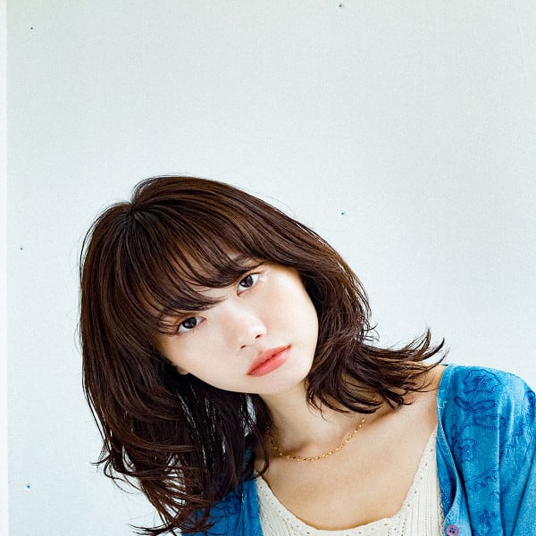 小顔厚めバングマッシュウルフレイヤー毛先パーマブランジュ2