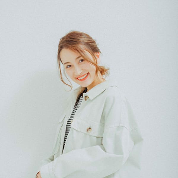 ミディアムアレンジスタイル