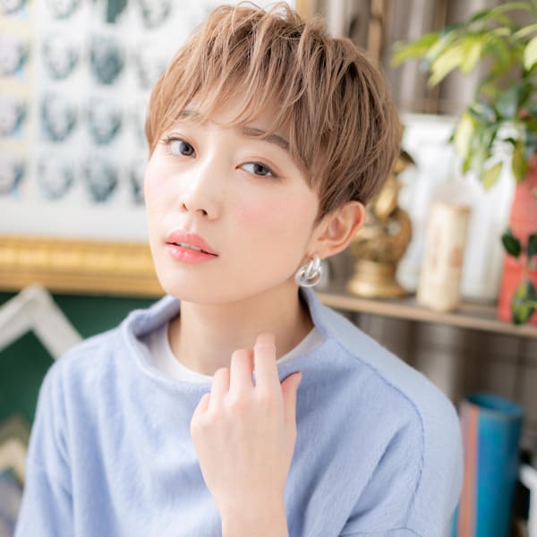 ハイトーンで外国人風★前下がり小顔マッシュ マニッシュ