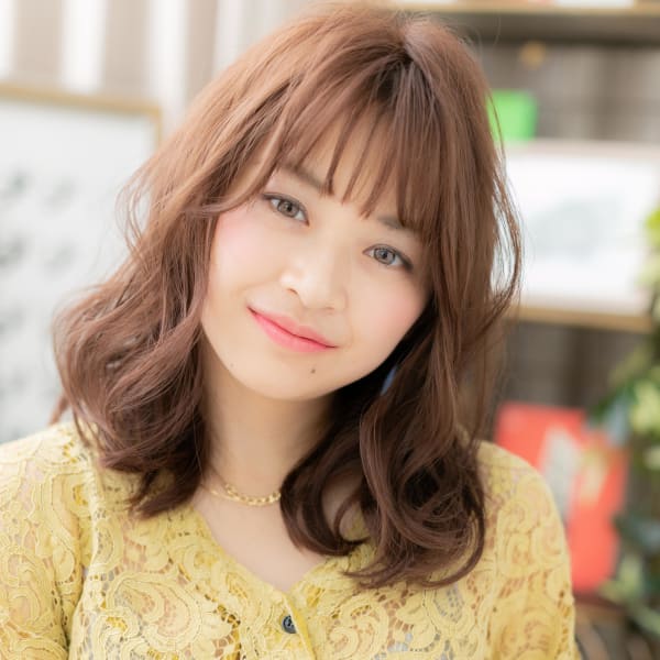 外国人風の無造作エアリー感♪ガーリーふわミディ　重めスタイル