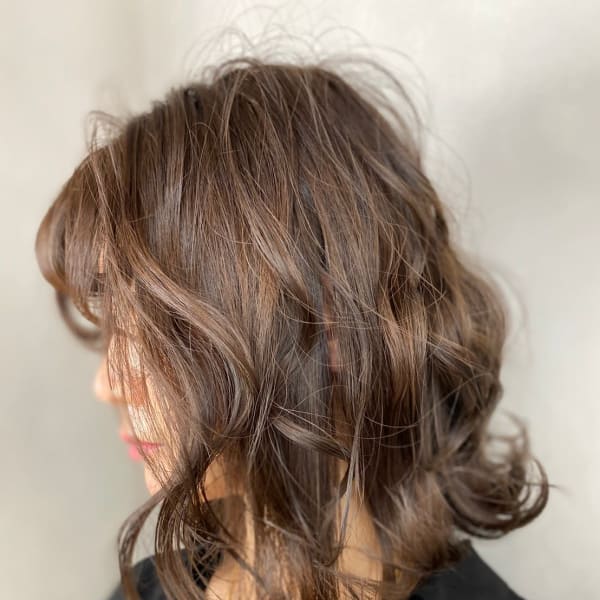 ふわミディ透明感カラー 前下がりボブ アッシュブラウン