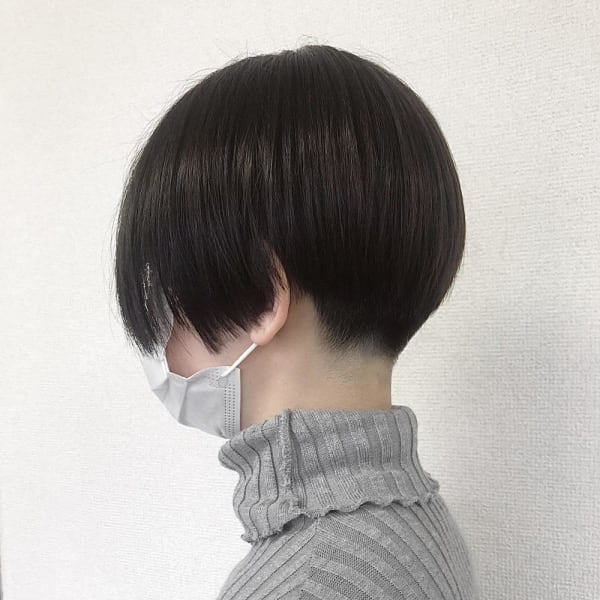 刈り上げショートボブ