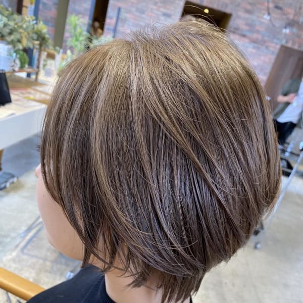 前下がりショートボブ