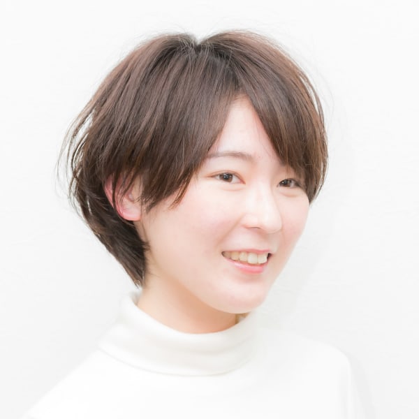 ショート 【 ナチュラルボブ × 耳掛け × おとな女子 】