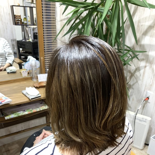 オススメ順 40代 グラデーションカラー ミディアムの髪型 ヘアスタイル 楽天ビューティ