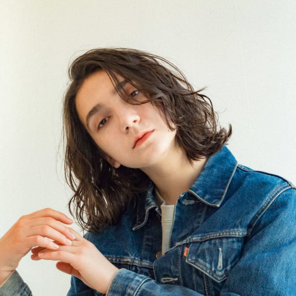 ミディアムスパイラルパーマウォーターフォール外ハネボブ